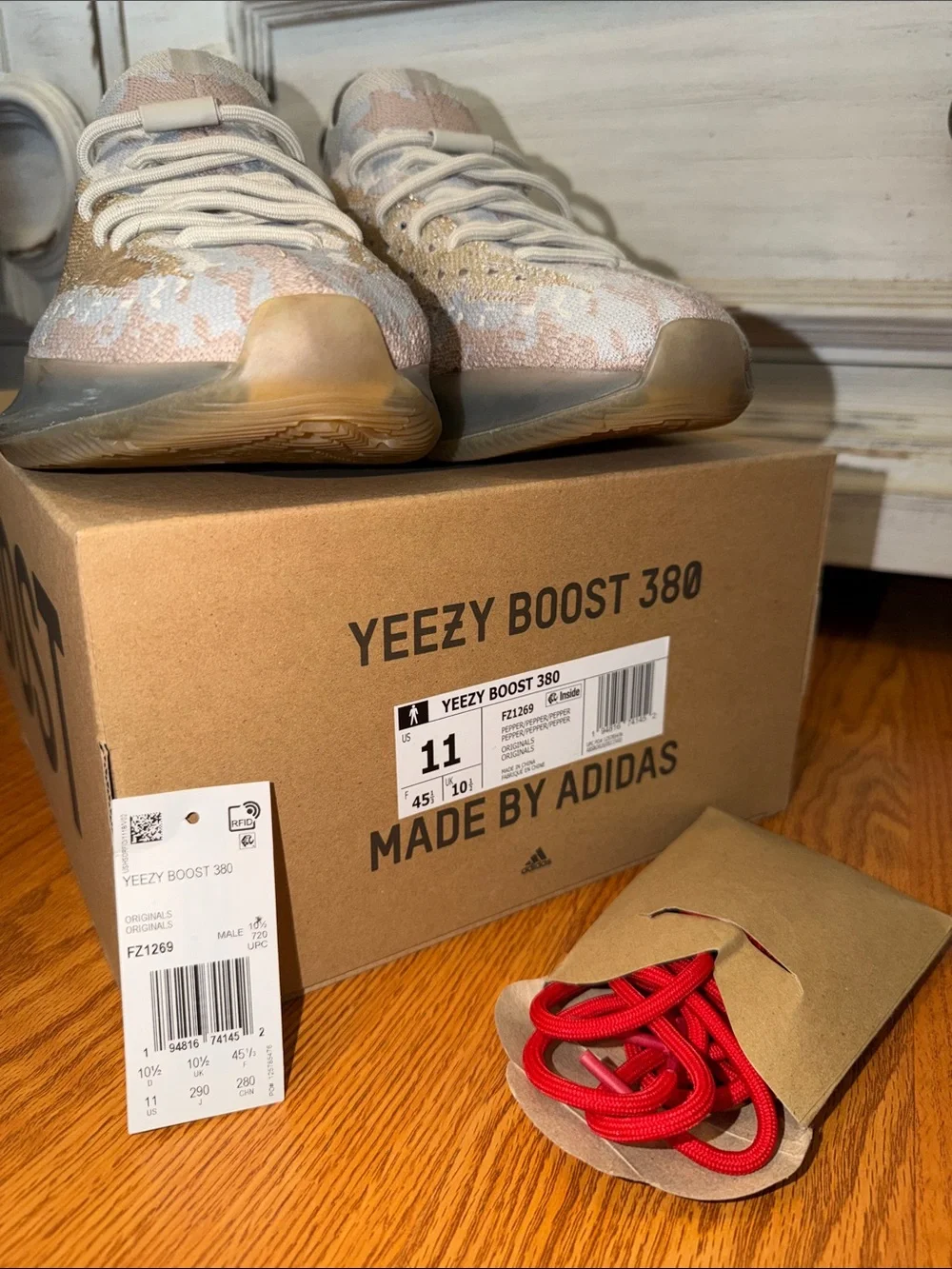 Adidas  Men’s Yeezy Boost 380  Size US 11